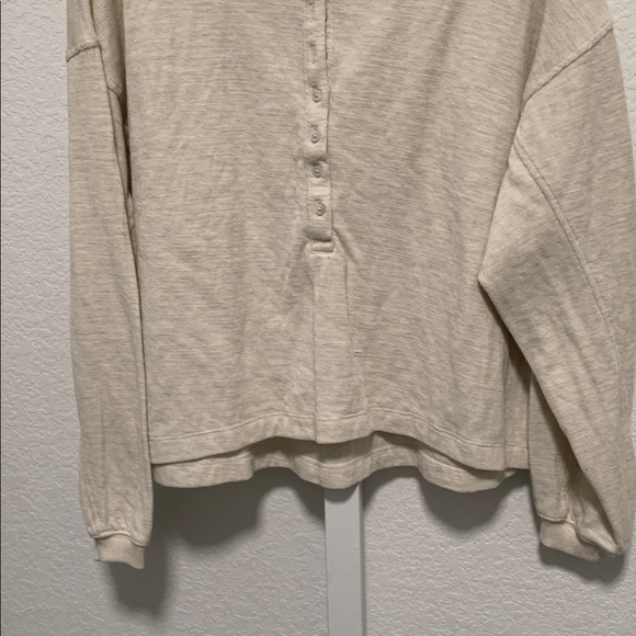 Aerie Cream Beige Oversized Long Sleeve Henley Shirt - Picture 3 of 7